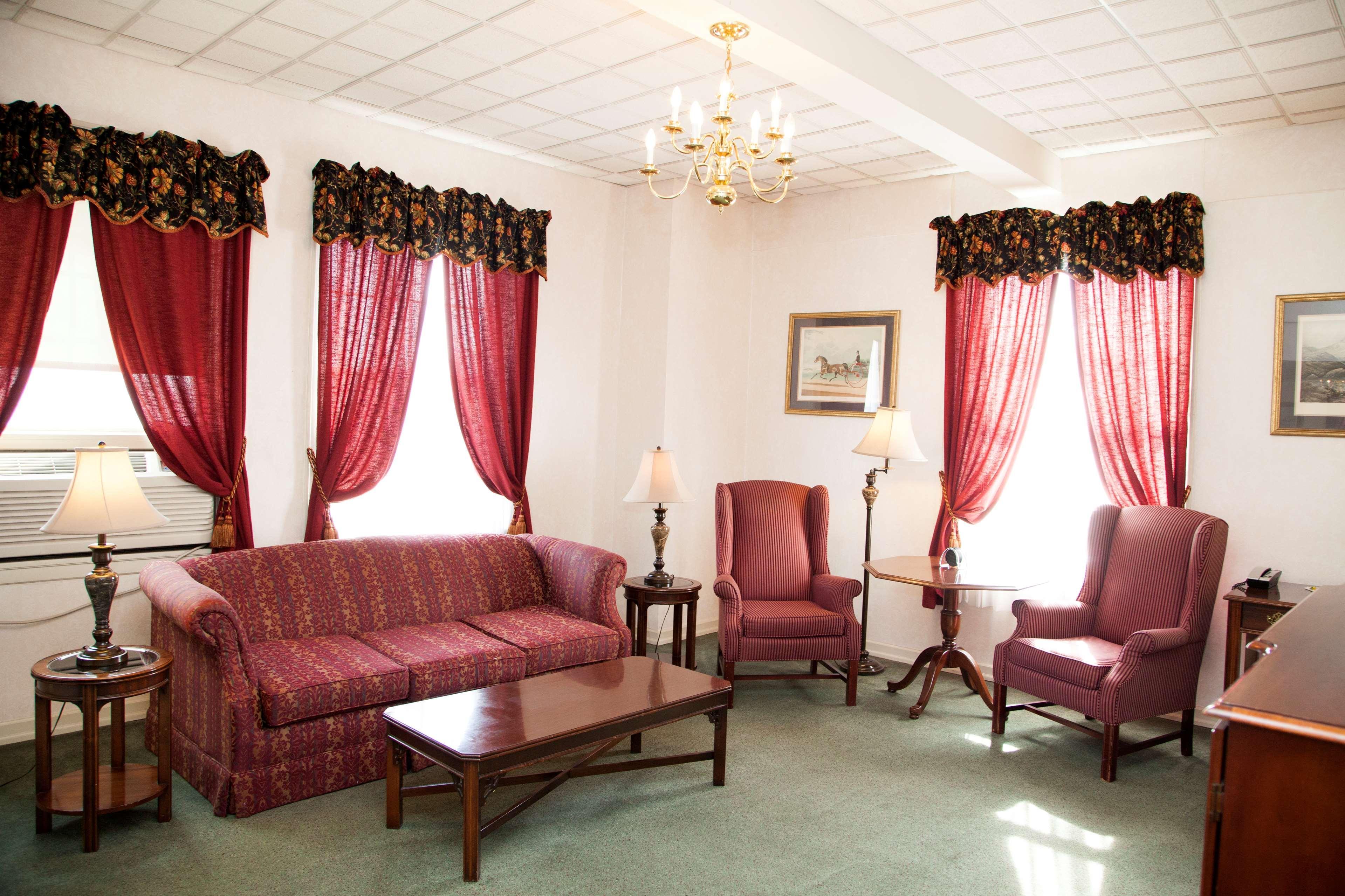 Best Western Plus Sidney Lodge מראה חיצוני תמונה