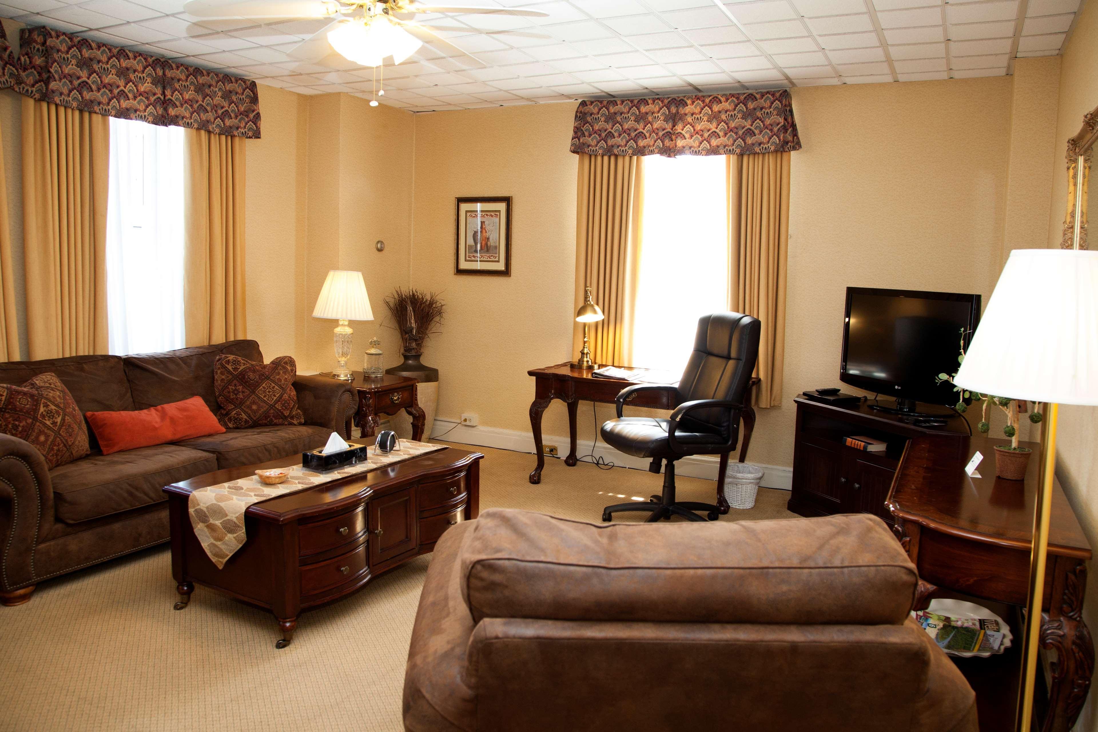 Best Western Plus Sidney Lodge מראה חיצוני תמונה