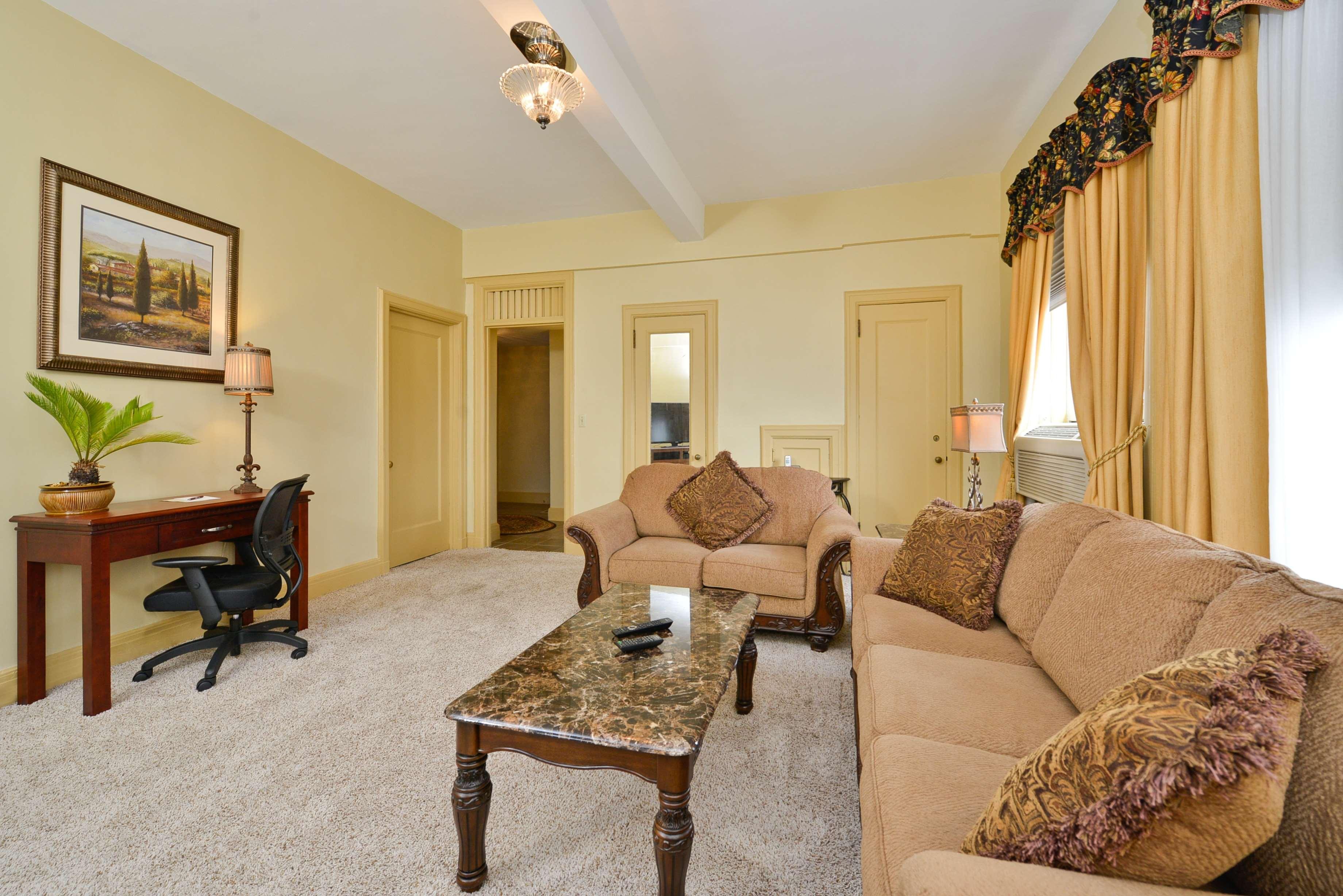 Best Western Plus Sidney Lodge מראה חיצוני תמונה