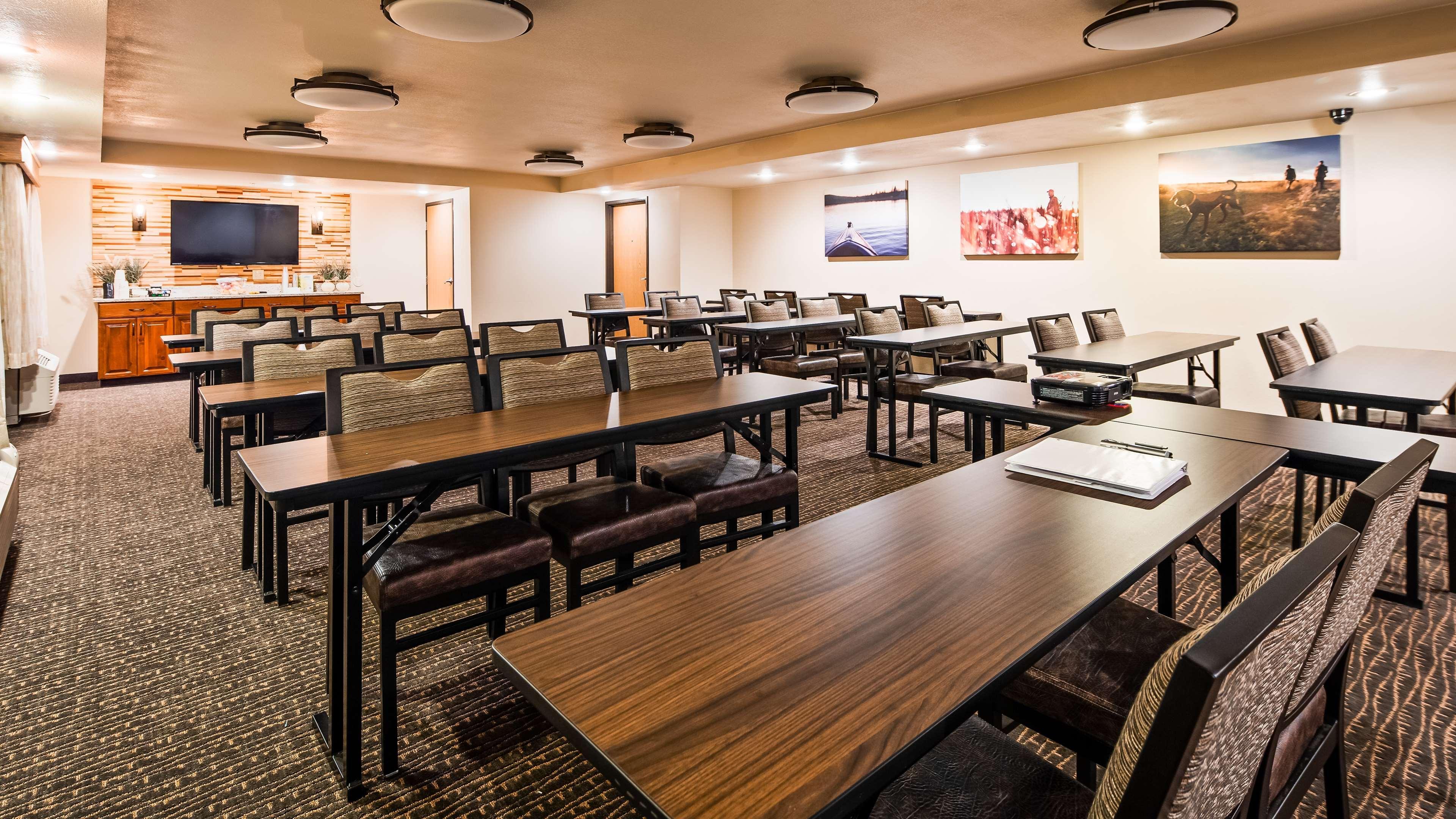 Best Western Plus Sidney Lodge מראה חיצוני תמונה