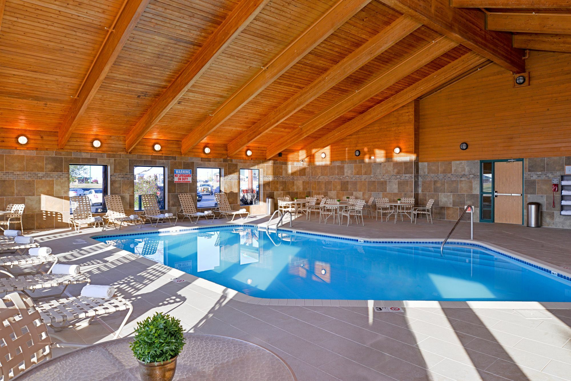 Best Western Plus Sidney Lodge מראה חיצוני תמונה